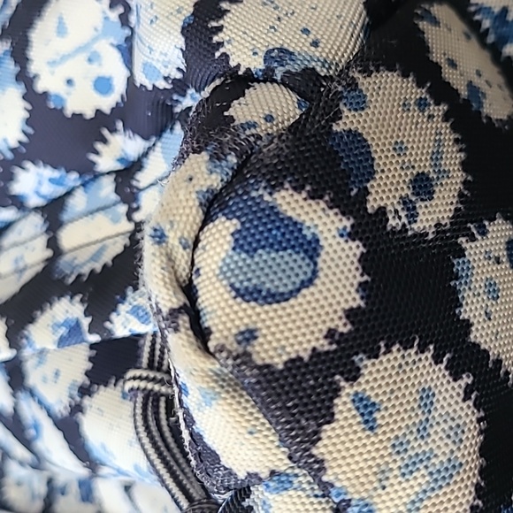 Vera Bradley Blue and White Patterned Backpack - Picture 11 of 11